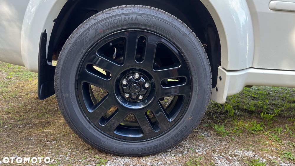 Dodge Nitro 4.0 V6 RT - 25