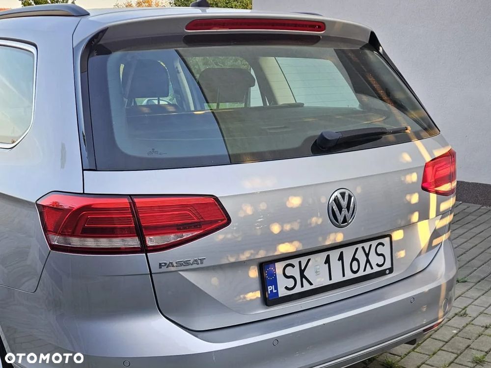 Volkswagen Passat - 8
