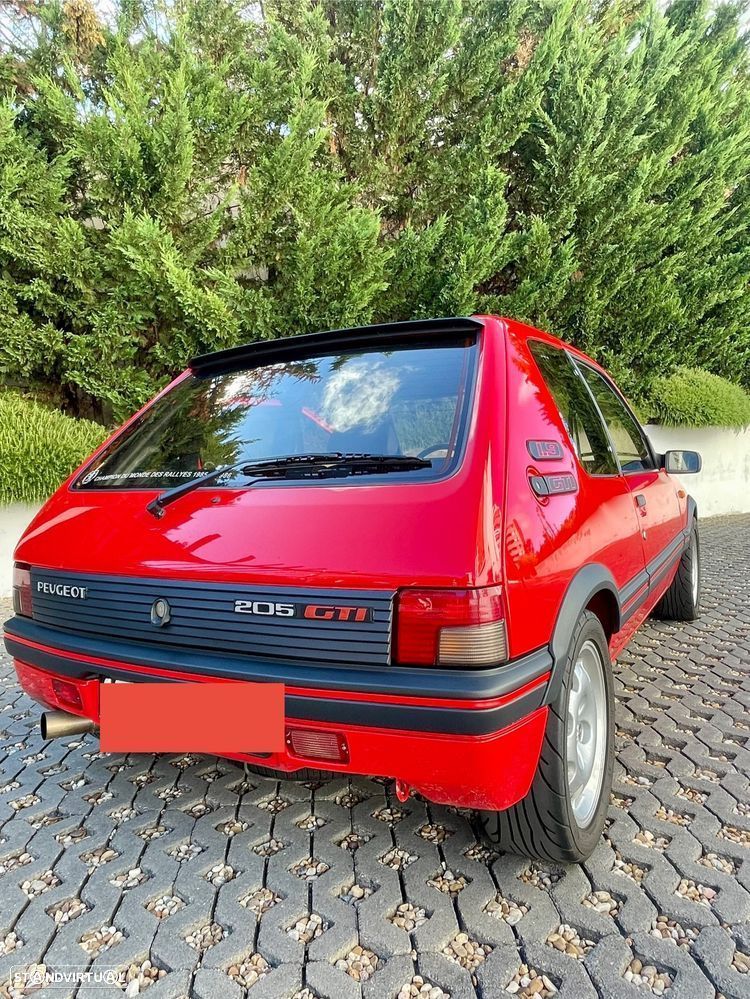 Peugeot 205 1.9 GTi - 15