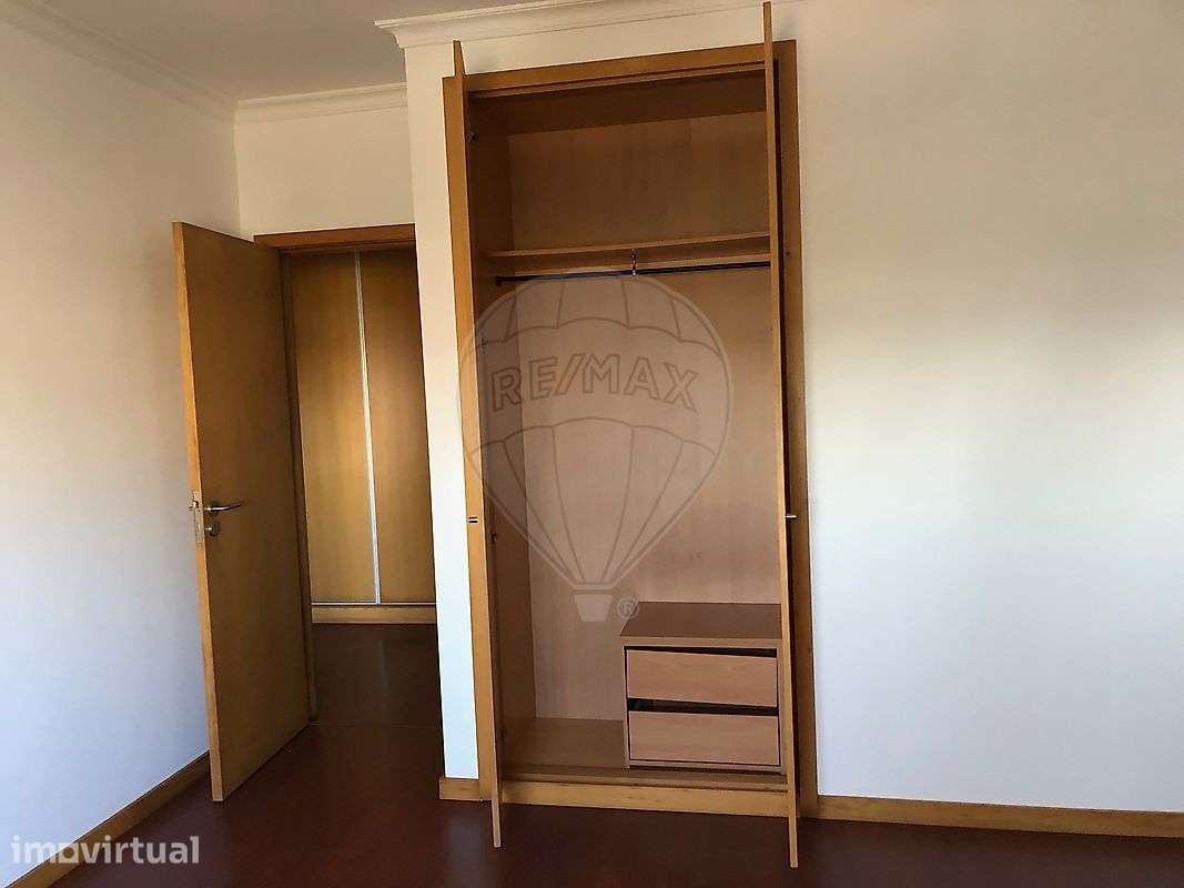 Apartamento T2 para arrendamento - Grande imagem: 2/15