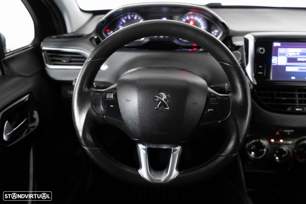 Peugeot 208 1.2 PureTech Style - 23