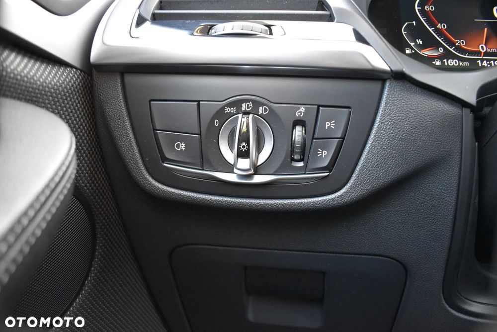 BMW X3 xDrive20i GPF Advantage - 25