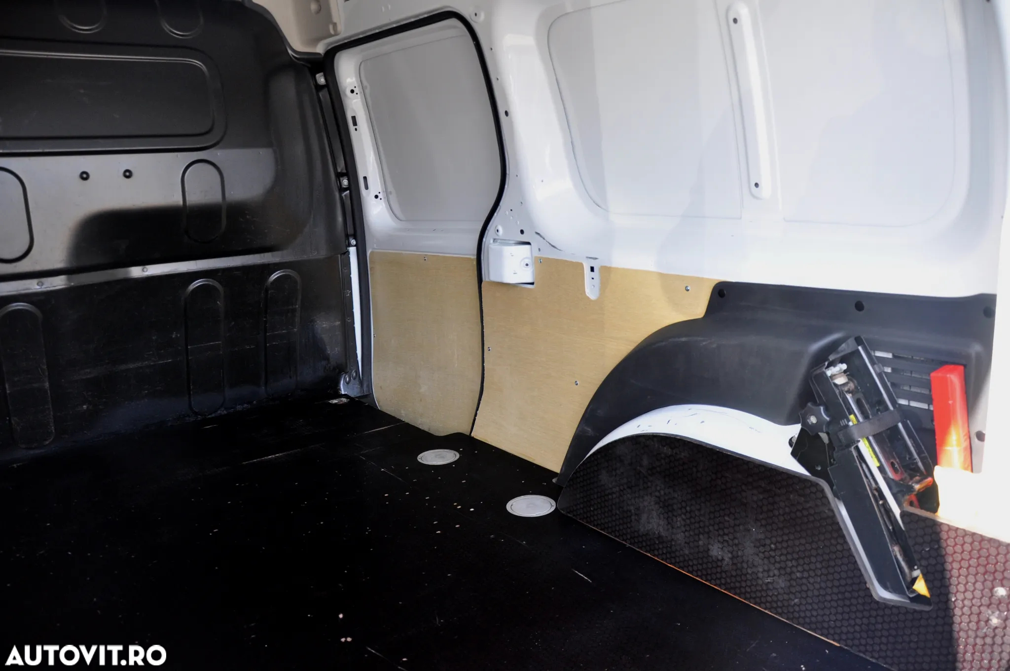 Renault Kangoo Furgon L2H1 - 11