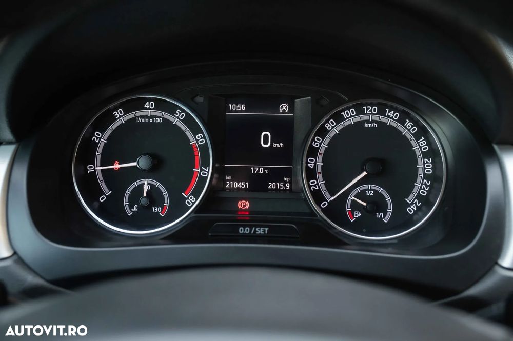 Skoda RAPID 1.0 TSI Ambition - 16