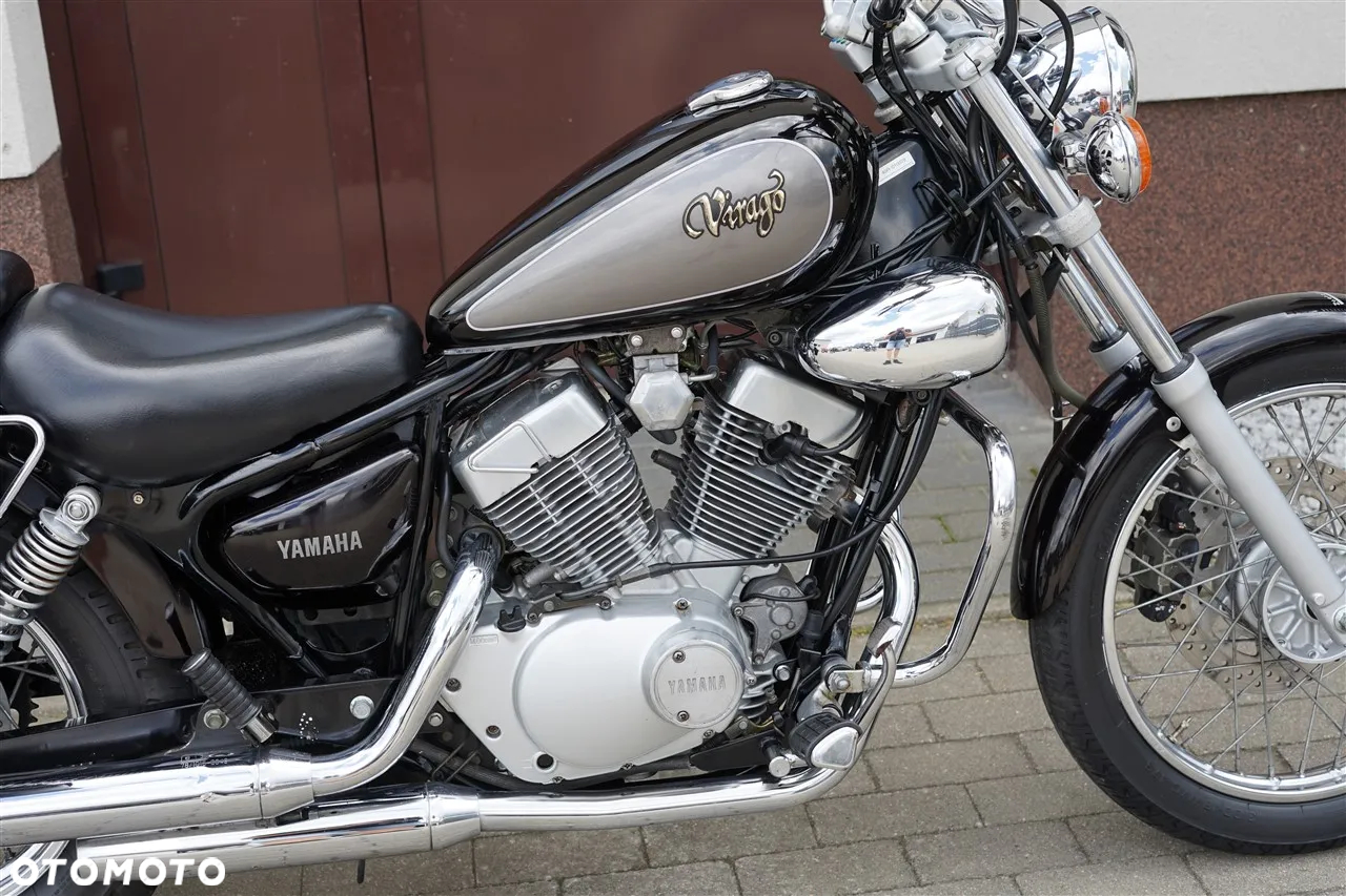 Yamaha XV - 9