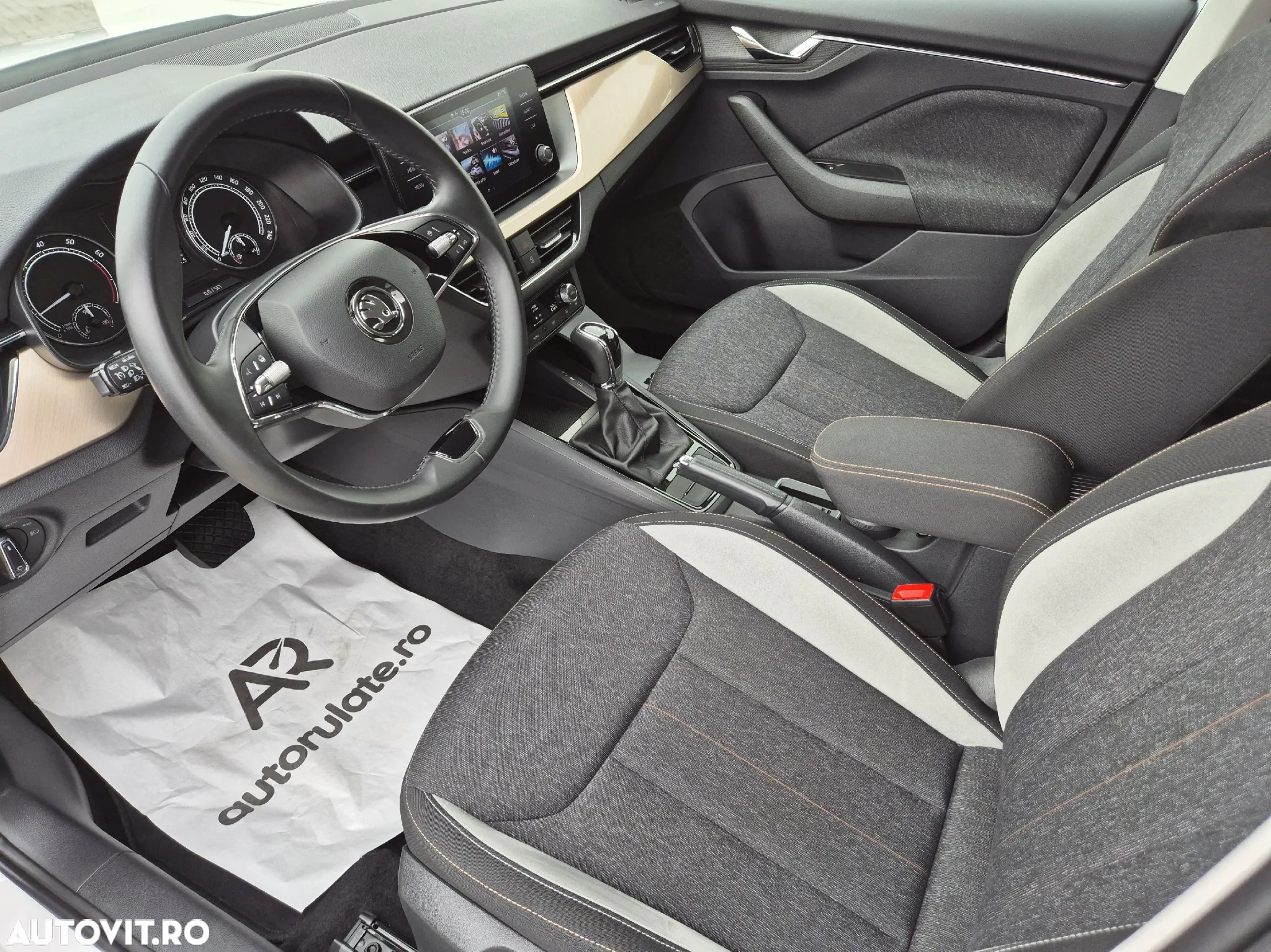 Skoda Kamiq 1.0 TSI DSG Style - 10