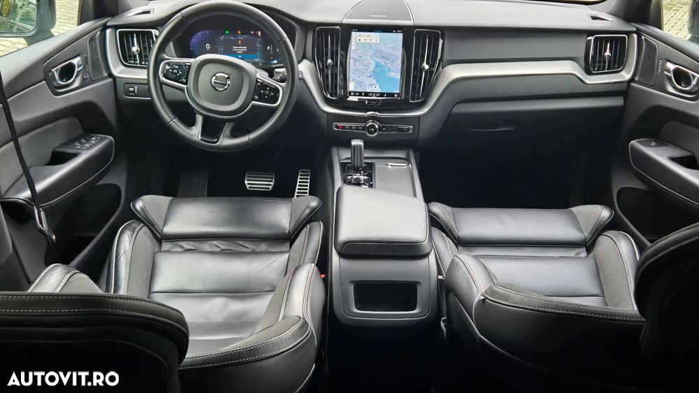 Volvo XC 60 B4 MHEV R-Design - 31