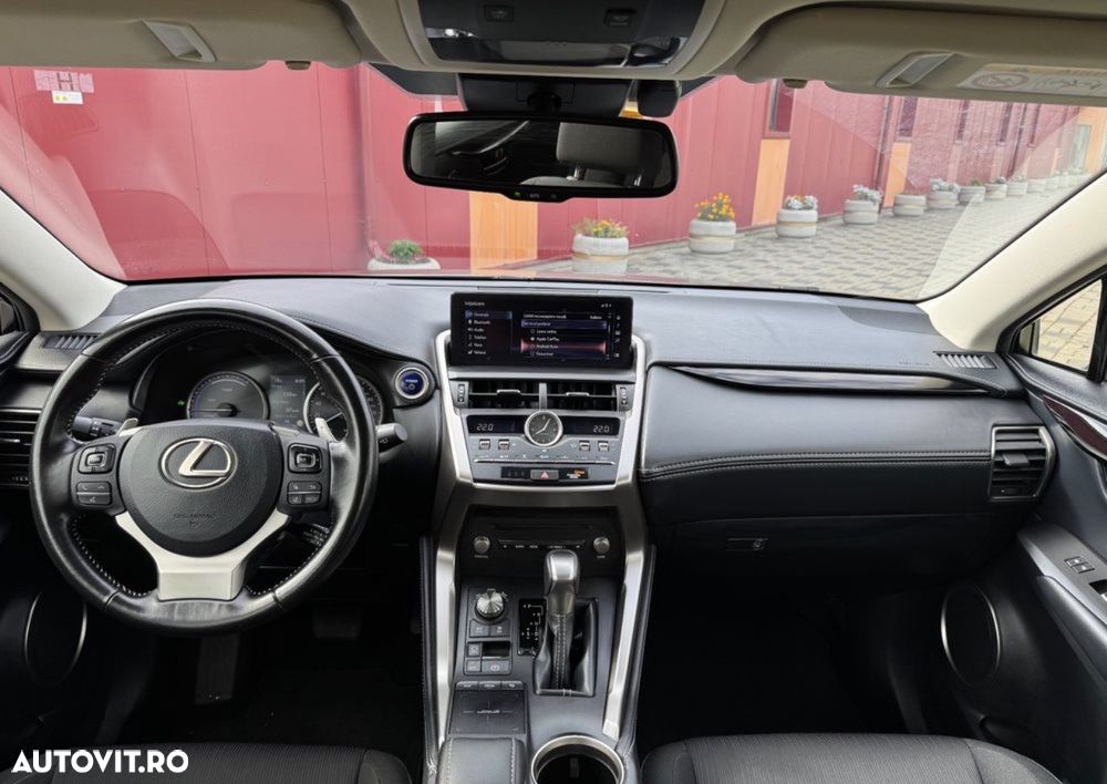 Lexus Seria NX 300h Business Line - 13