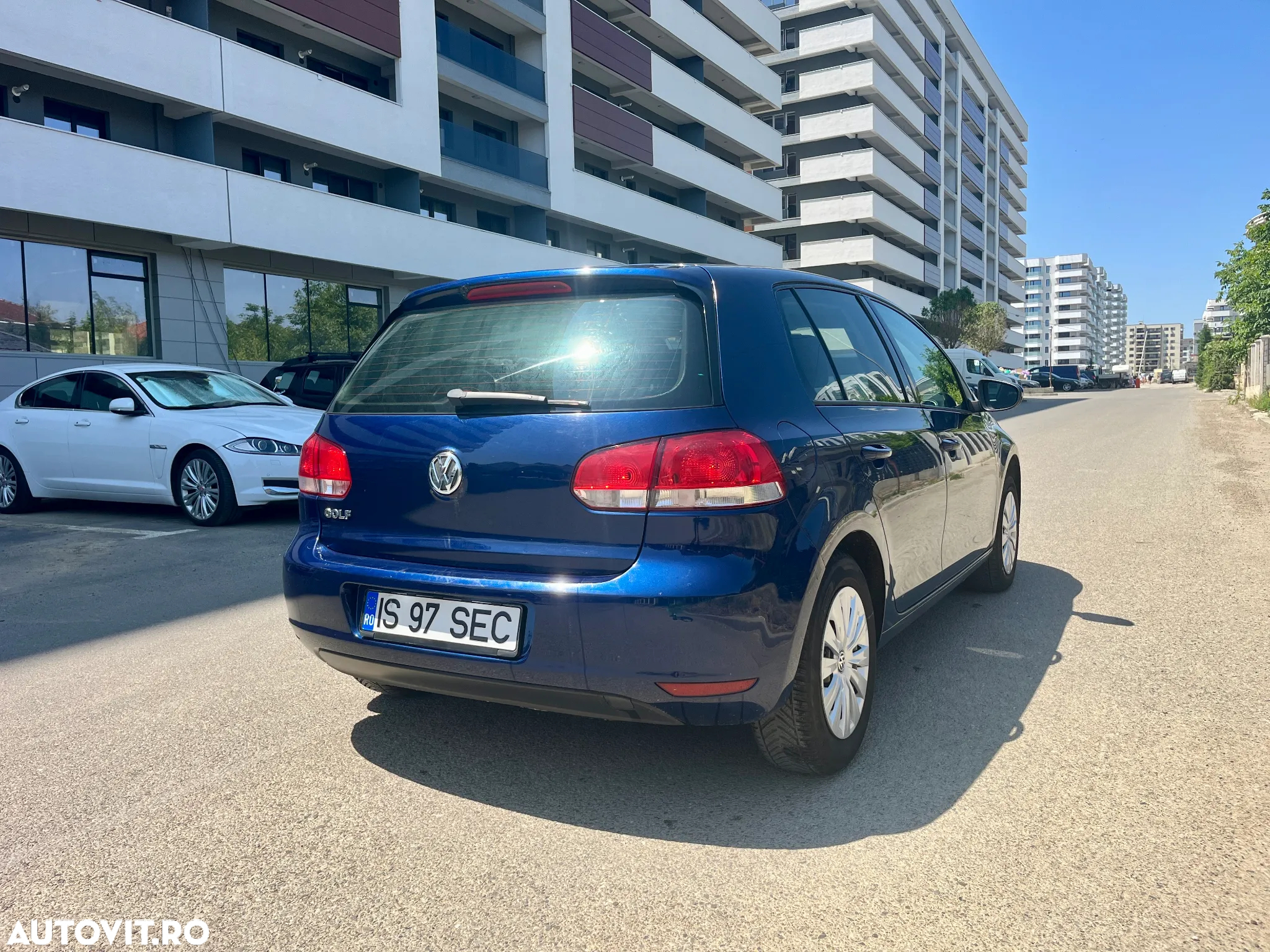 Volkswagen Golf - 11