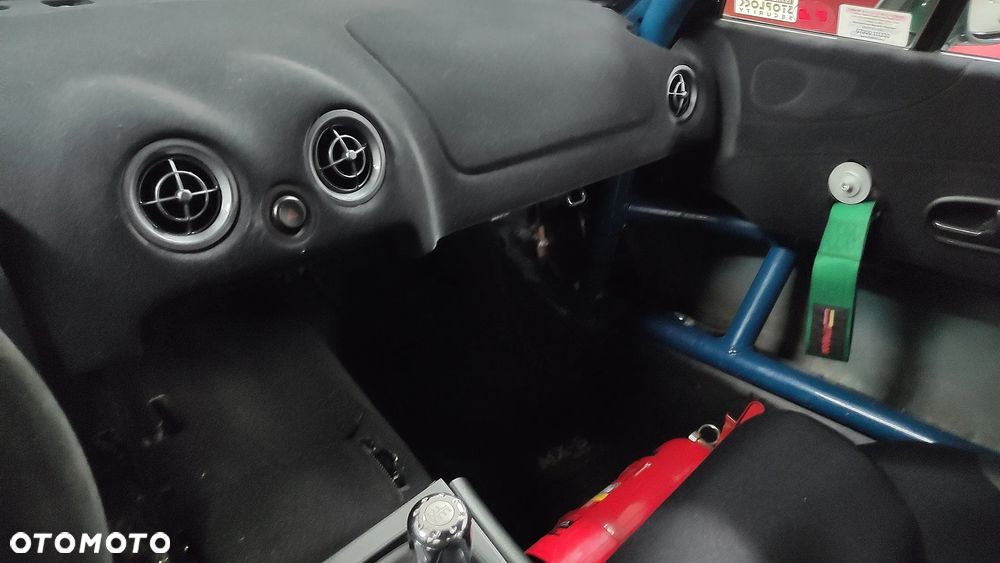 Mazda MX-5 1.9i 16V - 23