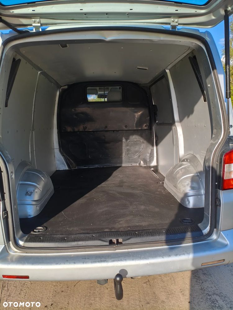 Volkswagen Transporter - 12