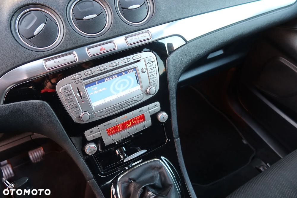 Ford Galaxy 2.0 TDCi Titanium - 9