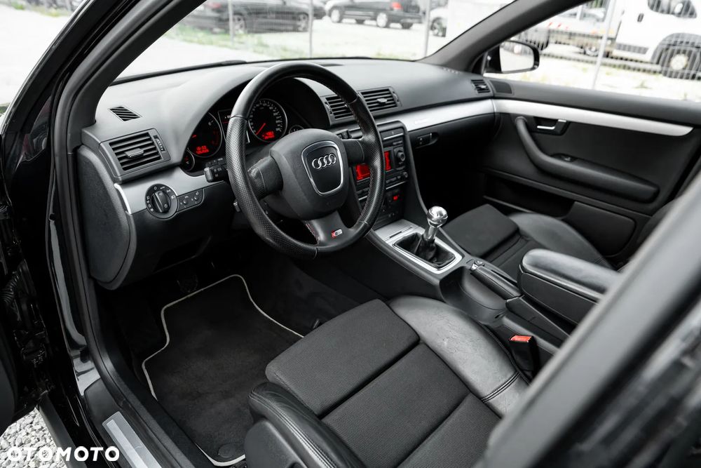 Audi A4 Avant - 19