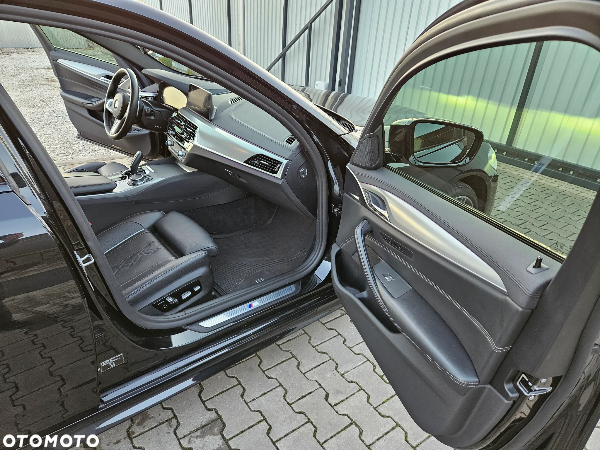 BMW Seria 5 540i xDrive M Sport sport - 28