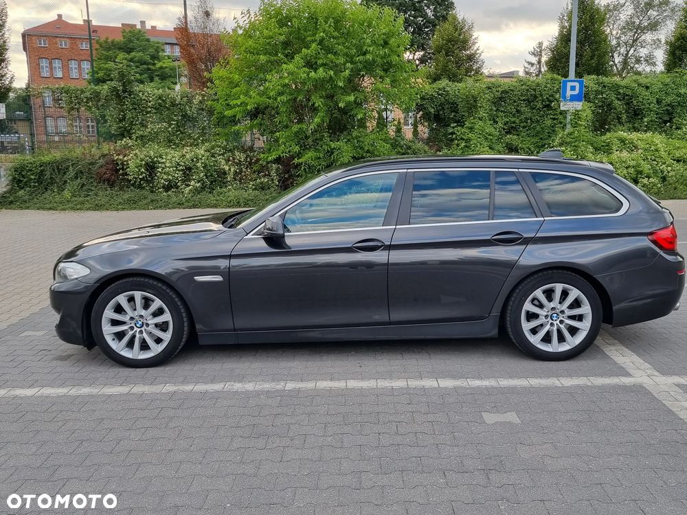 BMW Seria 5 520d - 7