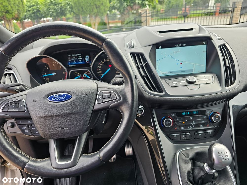 Ford Kuga 2.0 TDCi 4x4 ST-Line - 31