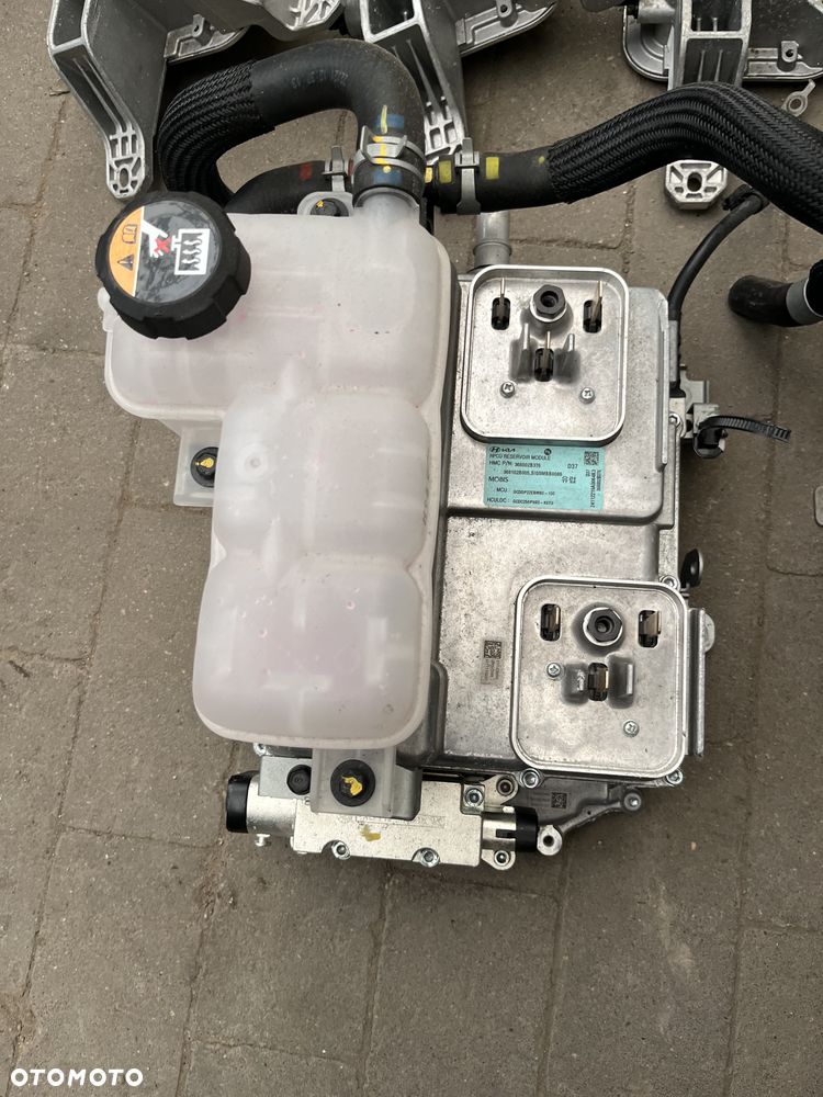 Falownik przetwornica KIA CEED III 1.6 PHEV - 1