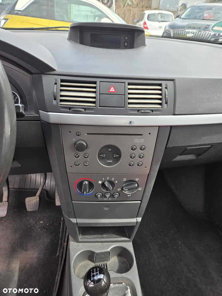 Opel Meriva 1.7 CDTI Catch me now - 11