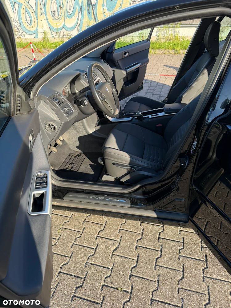 Volvo V50 D2 Business Edition - 21