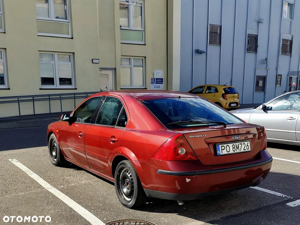 Ford Mondeo 2.0 Ghia - 4