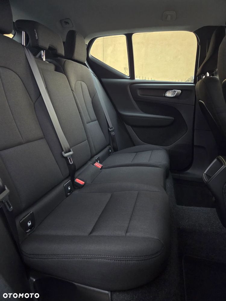 Volvo XC 40 D3 SCR Momentum - 16