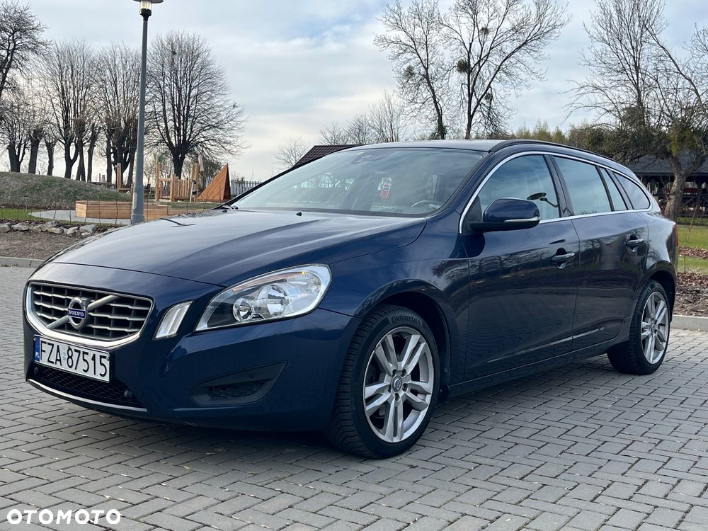 Volvo V60 D3 Momentum - 3