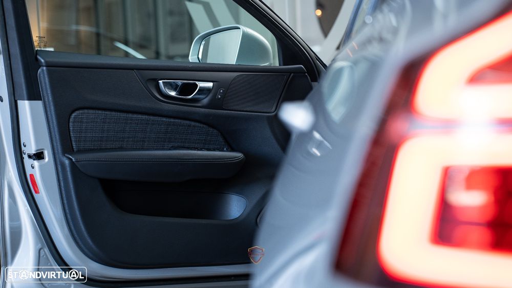 Volvo V60 2.0 T6 AWD TE Core - 18