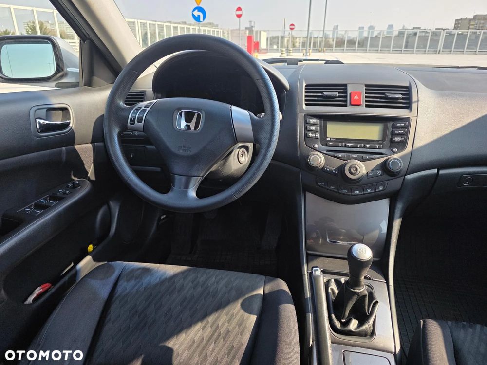 Honda Accord 2.0 Comfort - 18