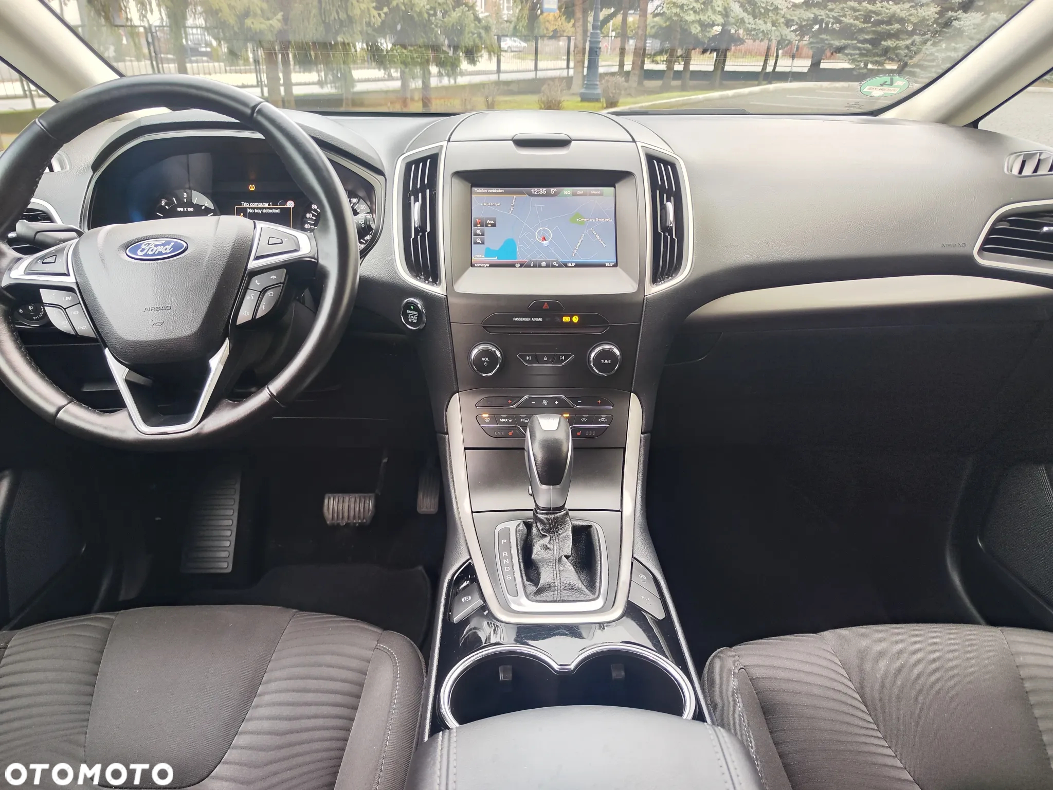 Ford S-Max 2.0 TDCi Trend - 29