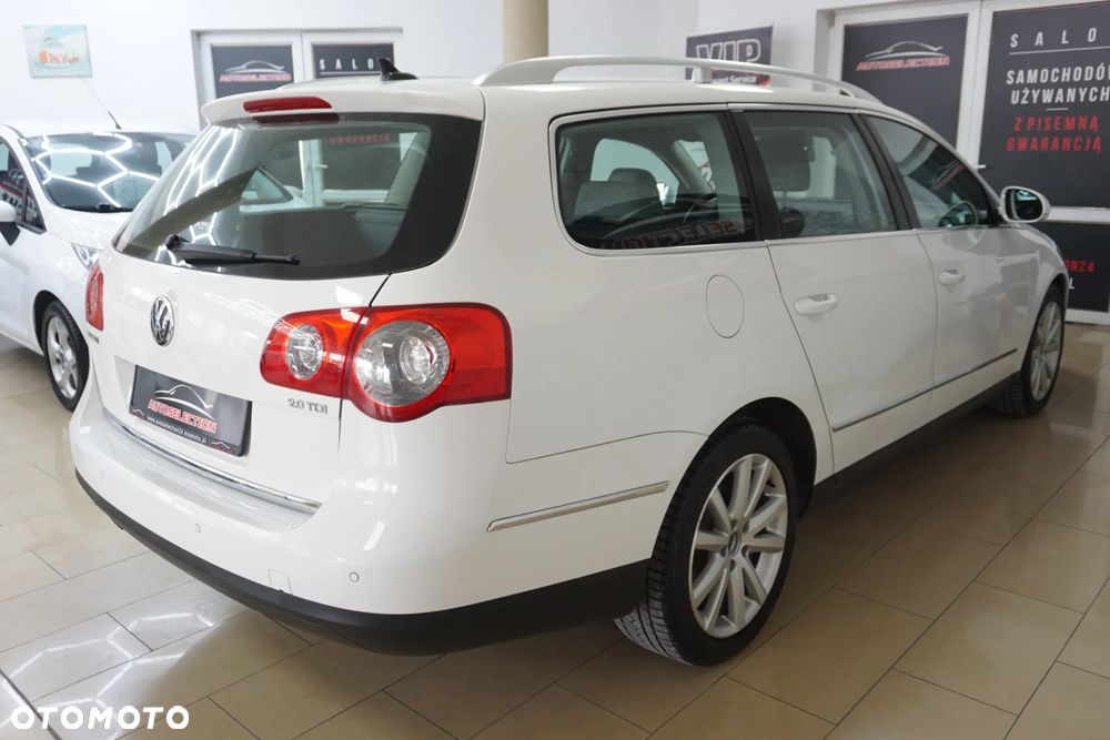Volkswagen Passat Variant 2.0 TDI DSG Highline - 10