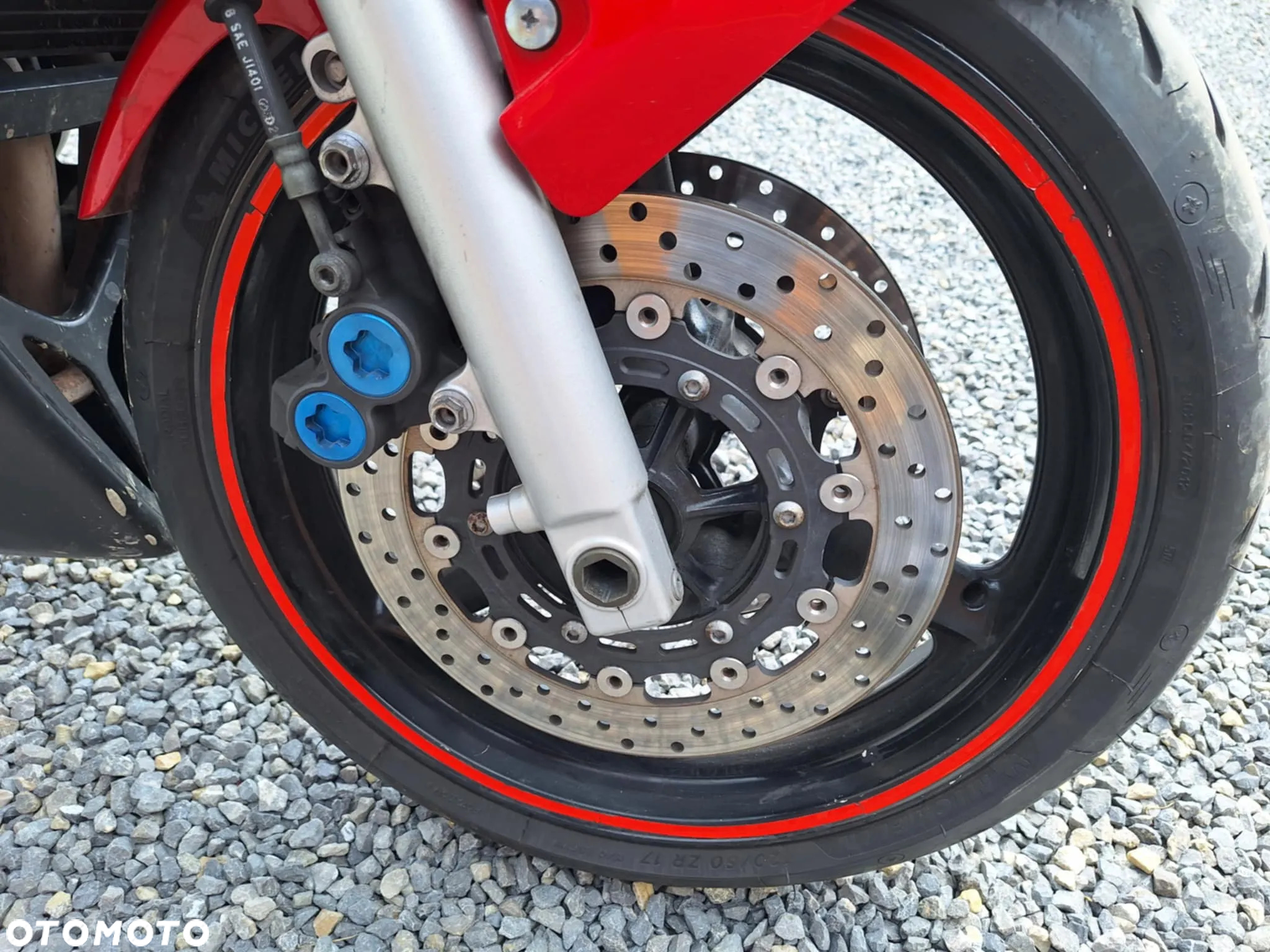 Yamaha R6 - 5