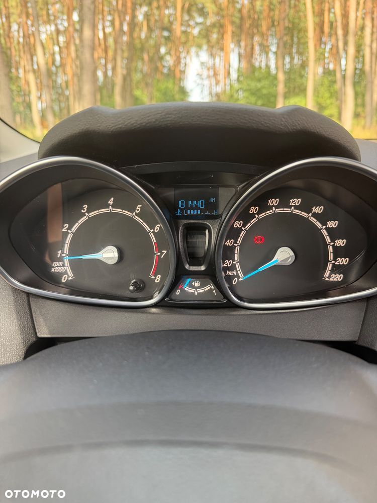 Ford Fiesta 1.25 Trend Edition - 8