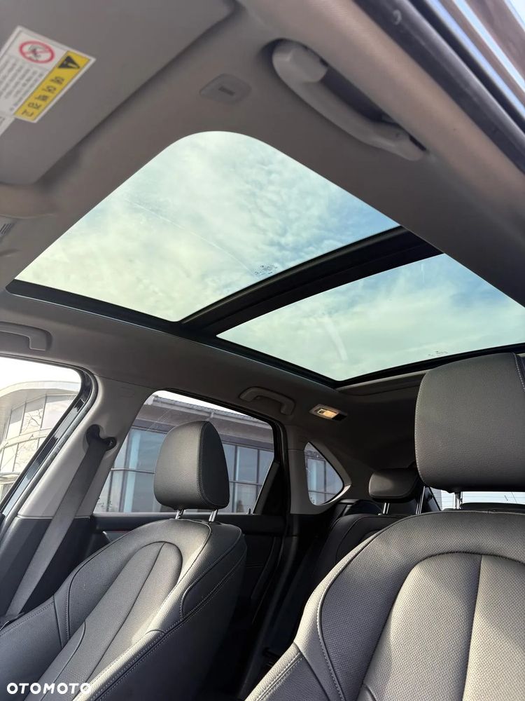 BMW Seria 2 218d - 22