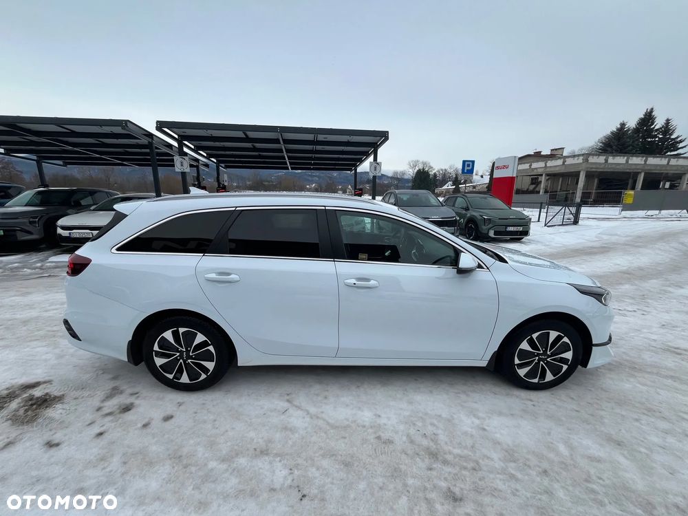 Kia Ceed 1.5 T-GDI Tribute DCT - 3