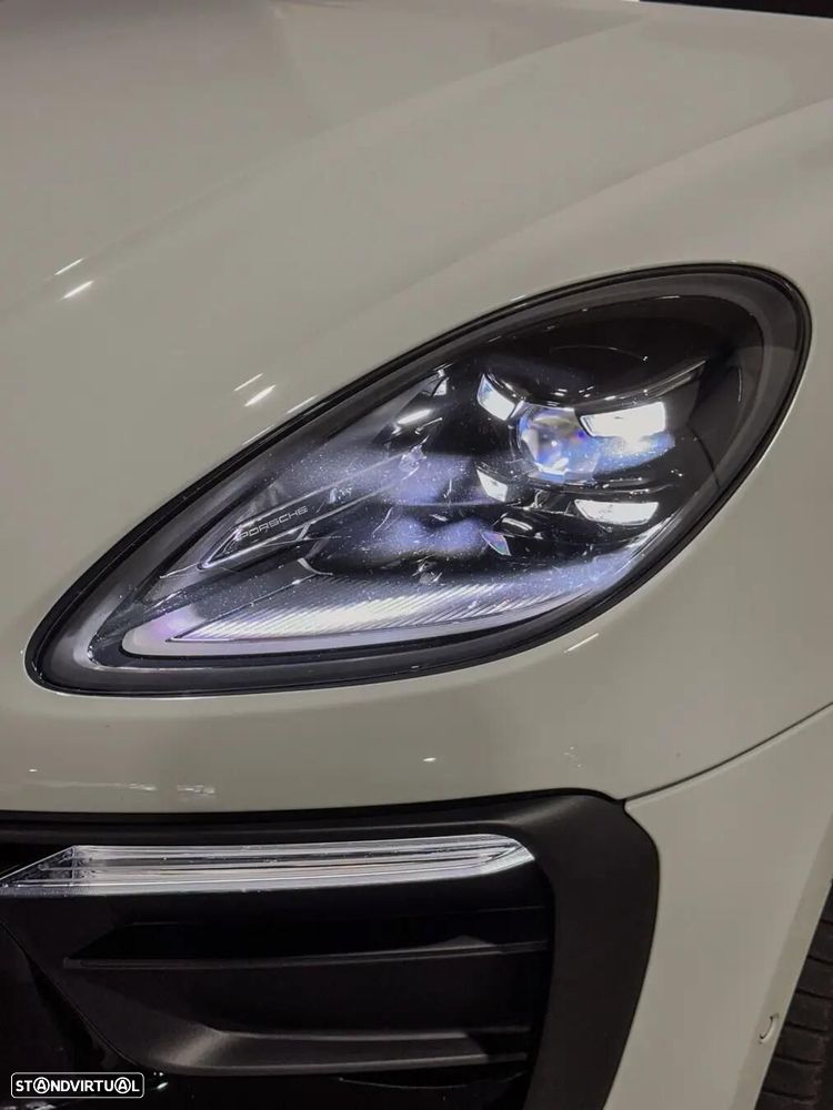 Porsche Macan T - 14