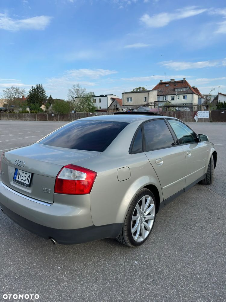 Audi A4 Limousine 1.8T Quattro - 5