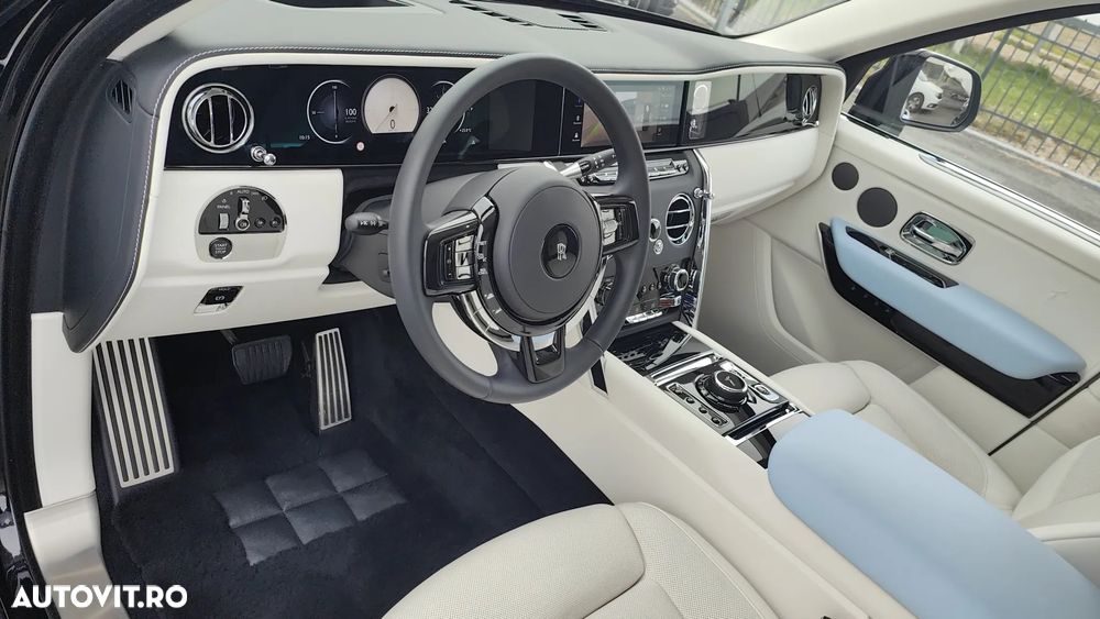 Rolls-Royce Cullinan Series II - 8