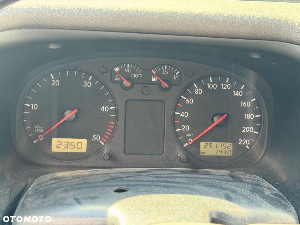 Volkswagen T4 DOKA - 5