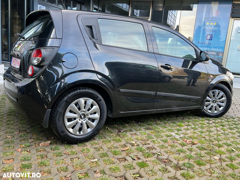 Chevrolet Aveo 1.2 LT - 18