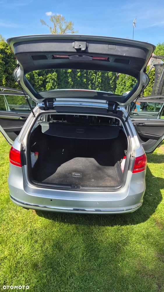 Volkswagen Passat 1.6 TDI Comfortline - 2