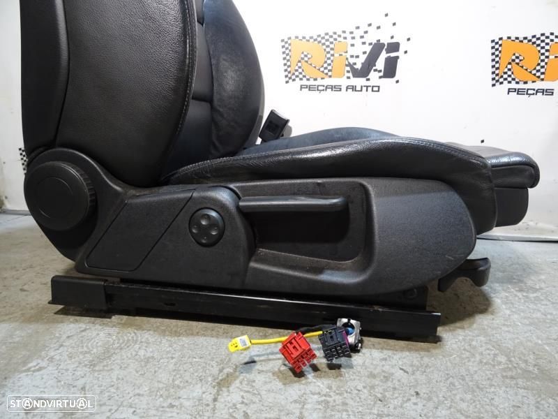 Bancos Audi A6 C6 SLine Sedan em Pele - 10