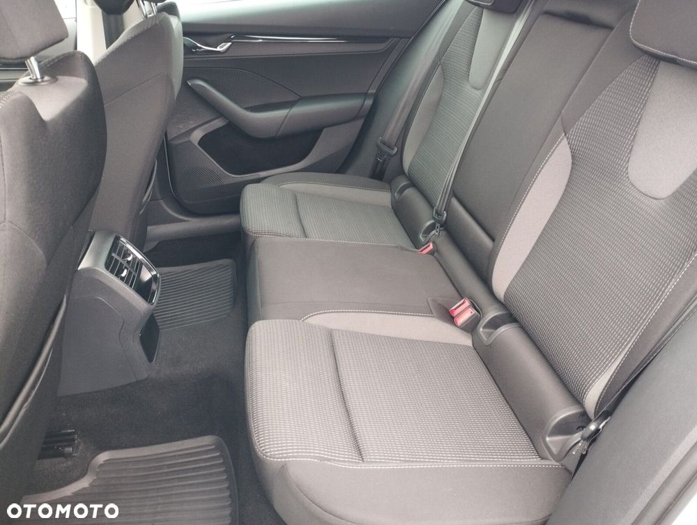 Skoda Octavia 2.0 TDI Ambition - 24