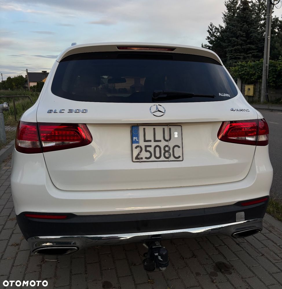 Mercedes-Benz GLC - 8