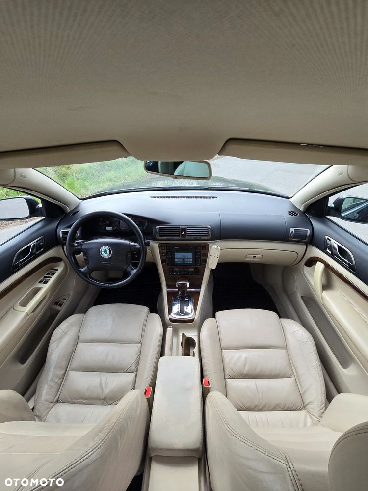 Skoda Superb 2.8 V6 Automatik Elegance - 13