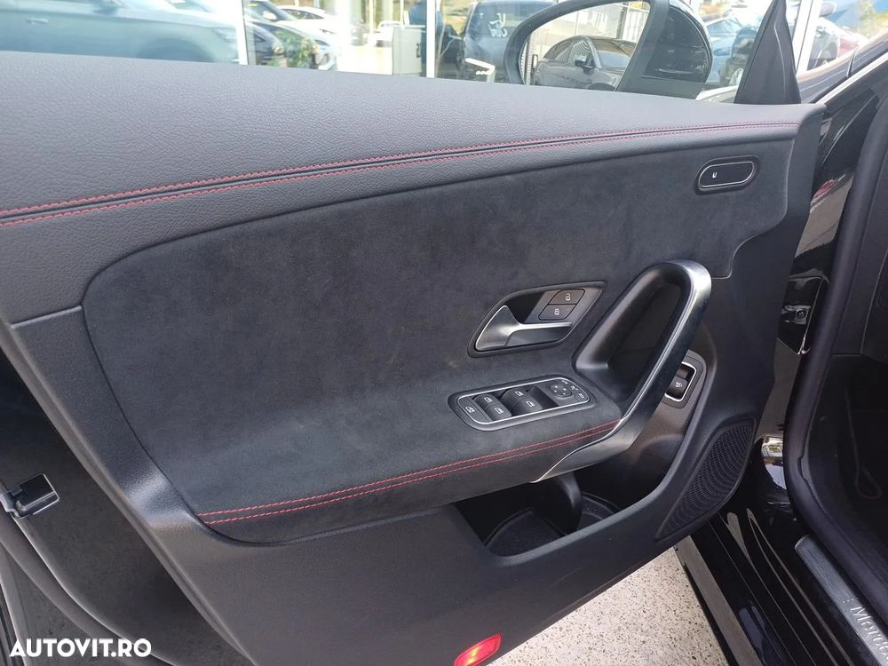 Mercedes-Benz CLA 180 7G-DCT AMG Line - 9