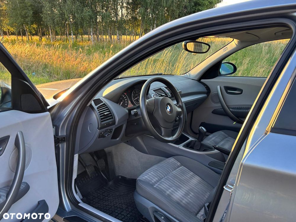 BMW Seria 1 - 10