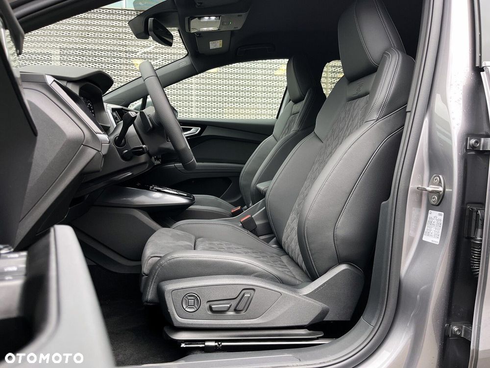 Audi Q4 e-tron - 6