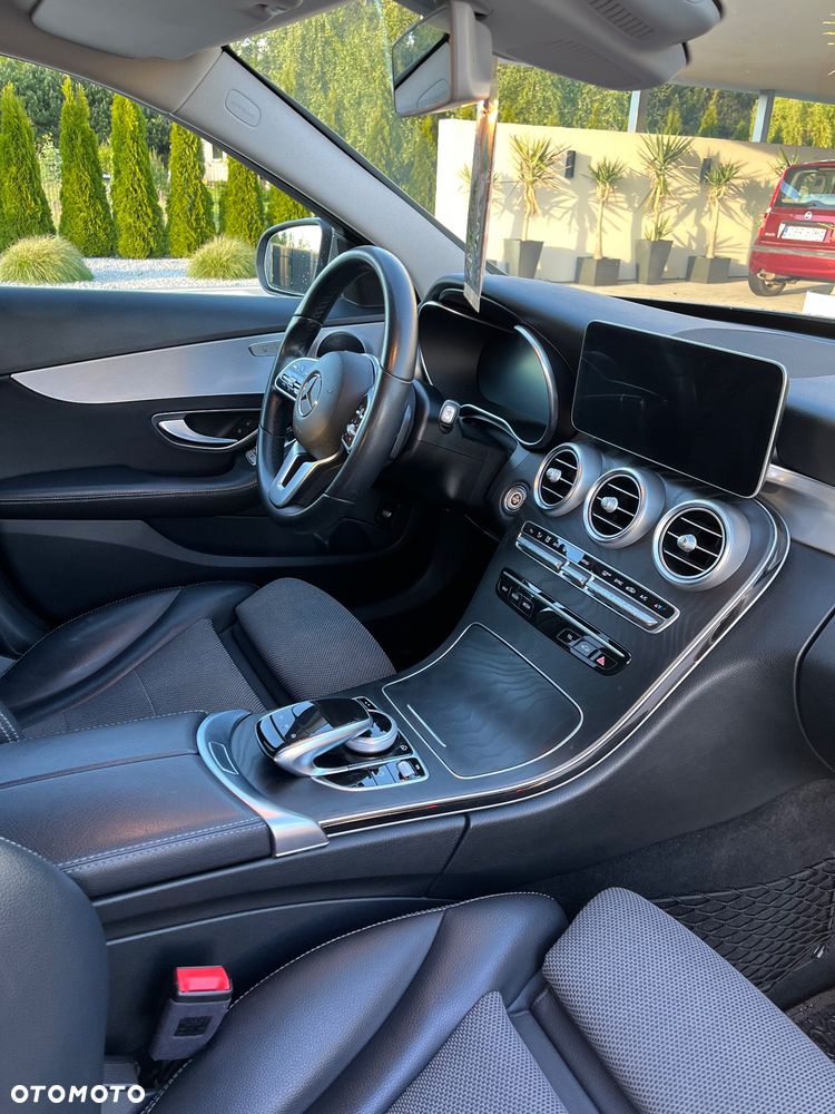 Mercedes-Benz Klasa C 180 d 9G-TRONIC - 18