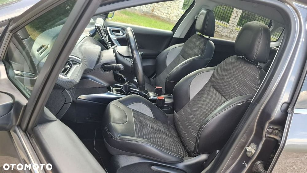 Peugeot 2008 1.6 e-HDi Allure S&S - 7