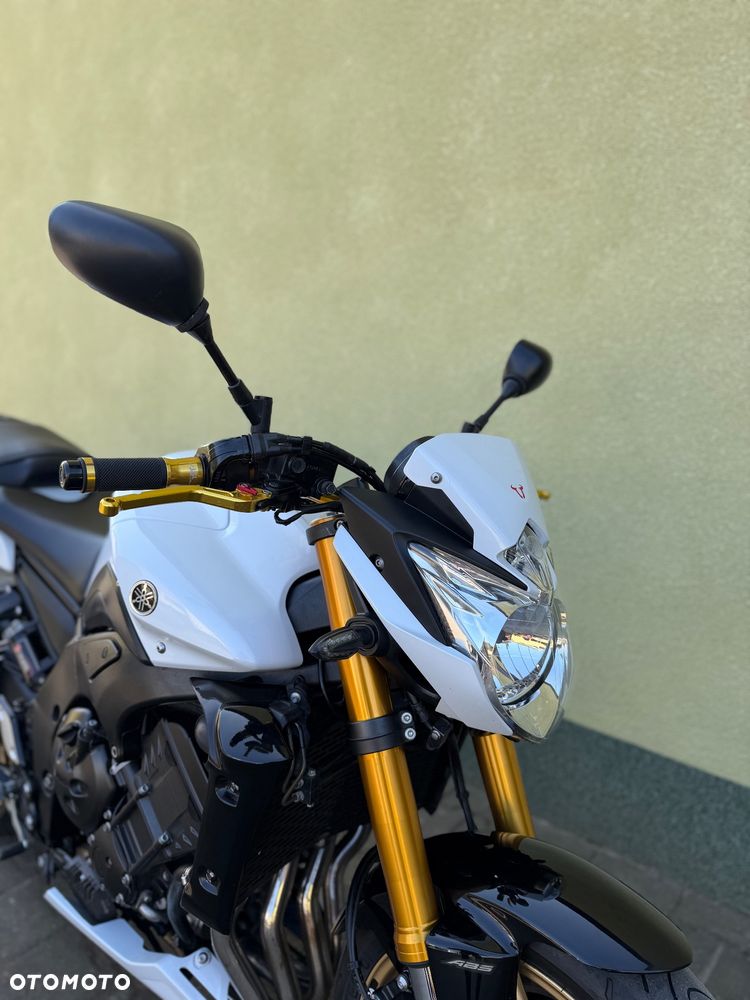 Yamaha FZ8 - 2